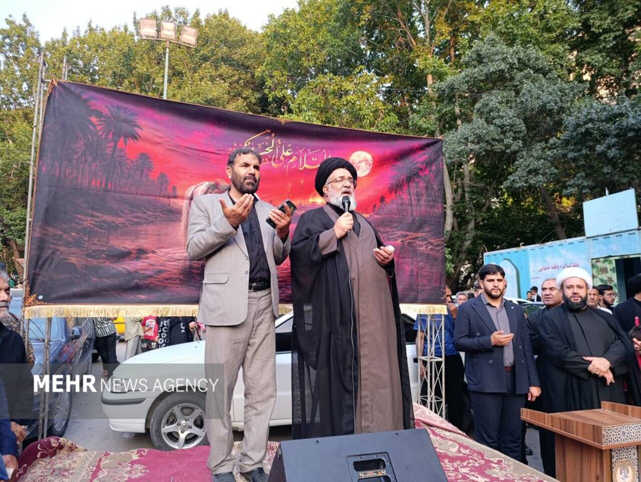 آیت‌الله حسینی: امام‌رضایی‌بودن با استغفار و عمل به واجبات معنا می‌یابد