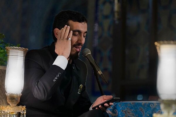 فیلم | نوحه‌سرایی آذری حاج مهدی رسولی در بارگاه امام رضا(ع)