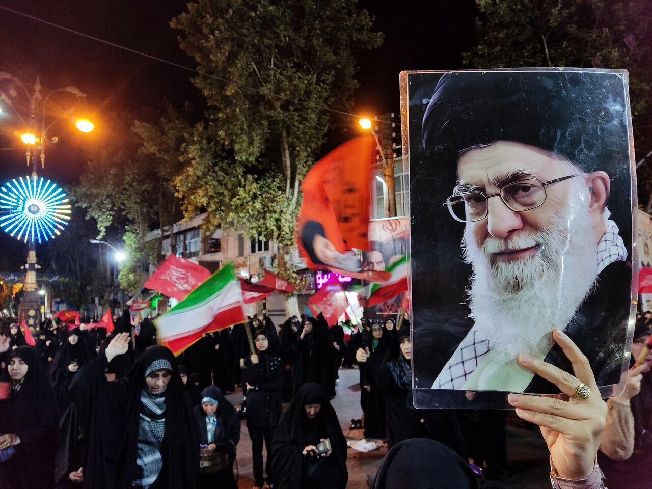 ویدئو | شور حسینی لنگرودی‌ها زیر باران؛ ثبت ۱۶۶مین حماسه حضور
