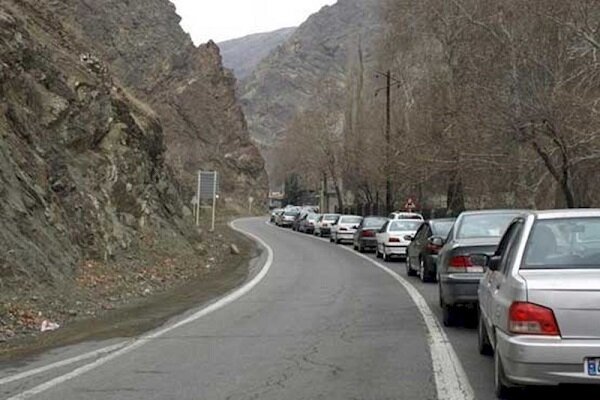 بار ترافیکی سنگین در مسیرهای شمالی؛ ممنوعیت تردد معکوس در دو محور اصلی