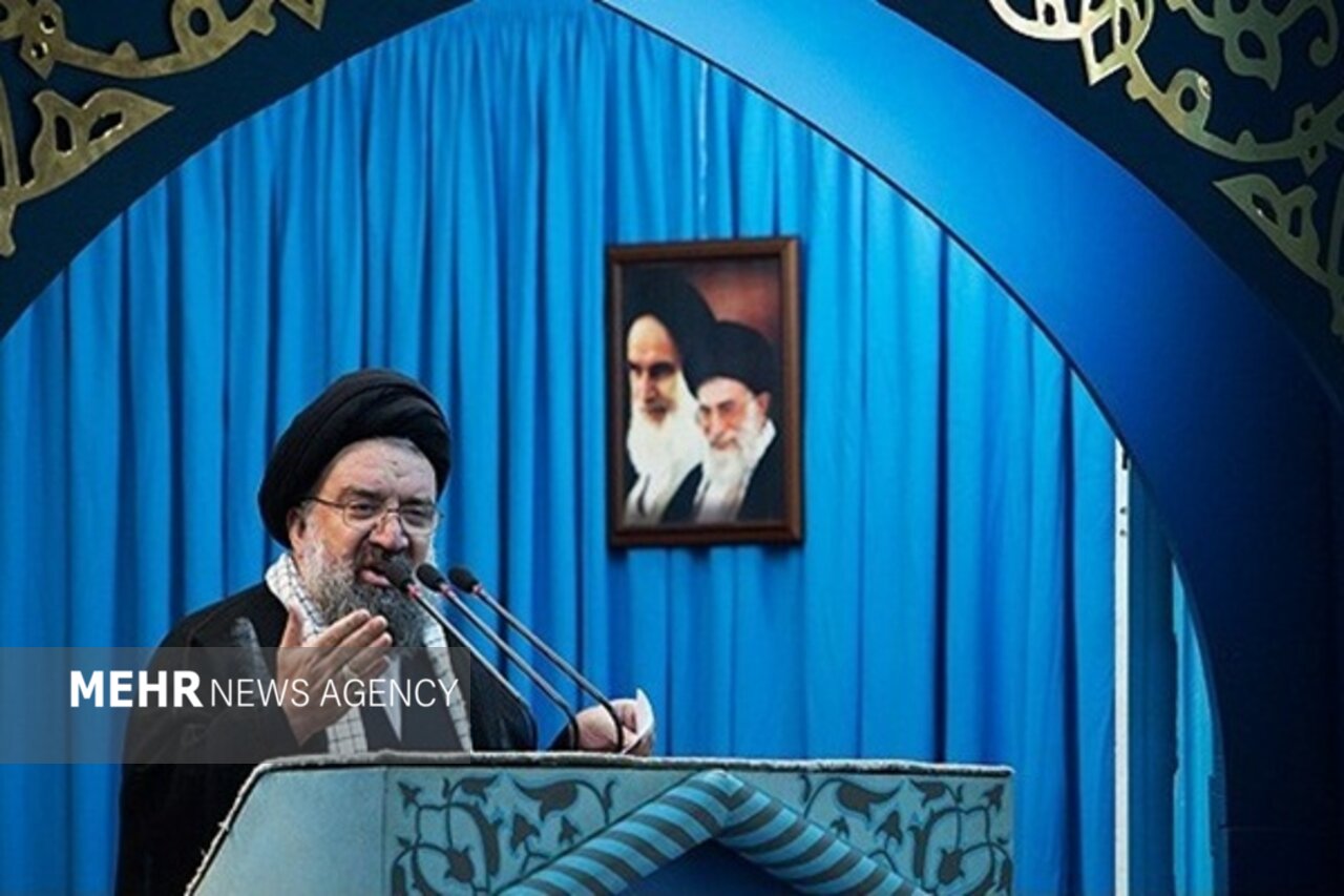 خاتمی: آمریکا در نابودی توان موشکی ایران ناکام ماند و ذلیل شد