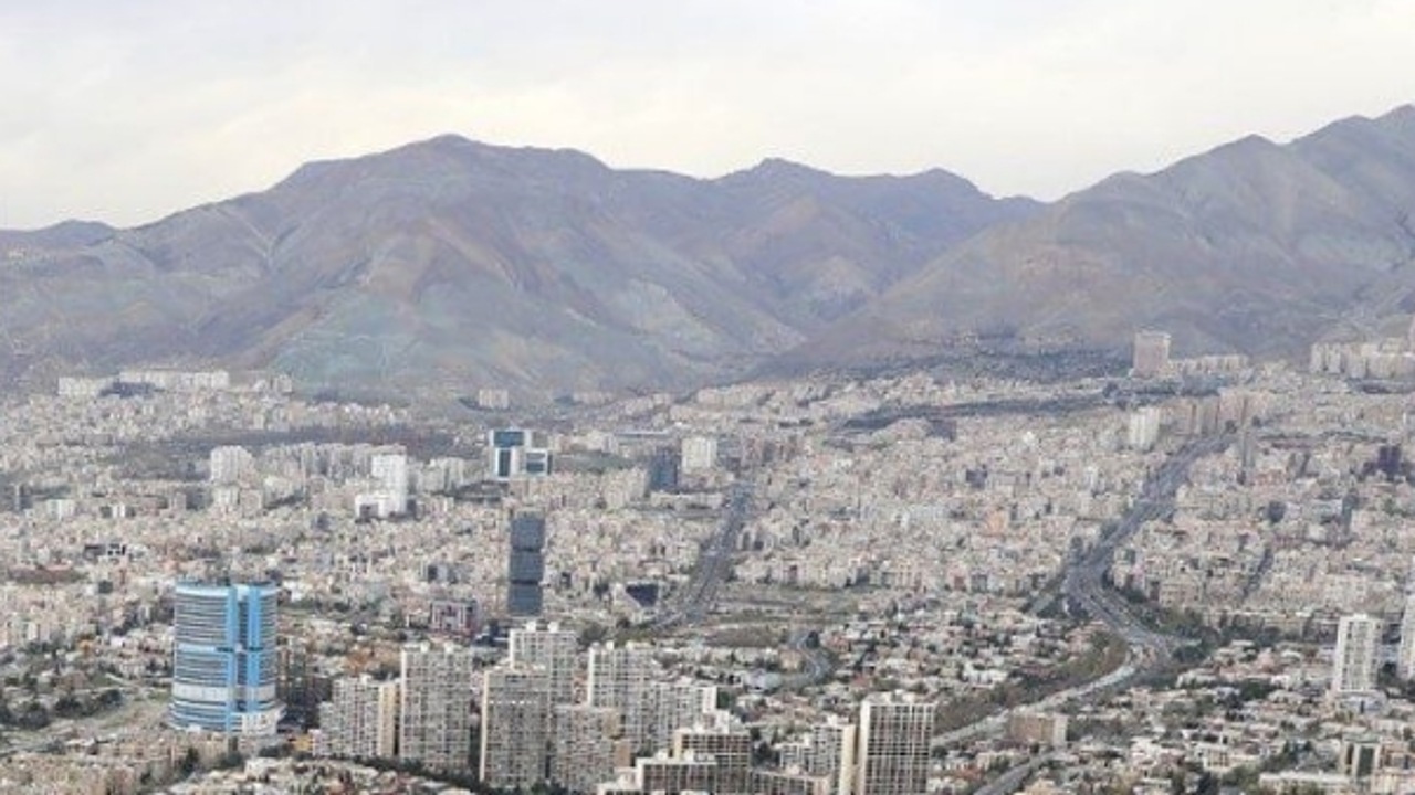 تهران در آستانه هوای ناسالم؛ شاخص کیفیت هوا به عدد ۱۰۰ رسید