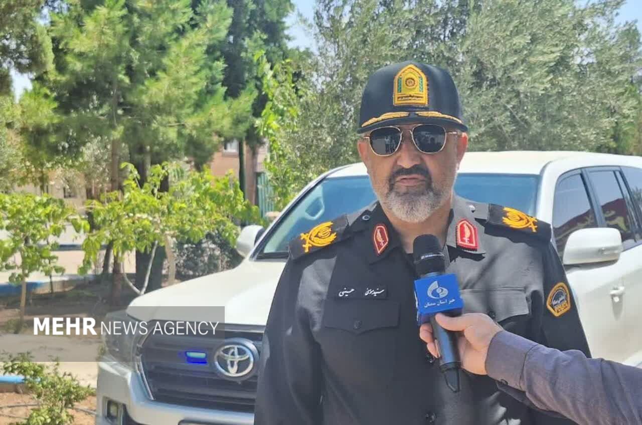کشف لوازم خانگی و پوشاک قاچاق به ارزش ۵۰ میلیارد ریال در شاهرود؛ راننده کامیون به تعزیرات معرفی شد