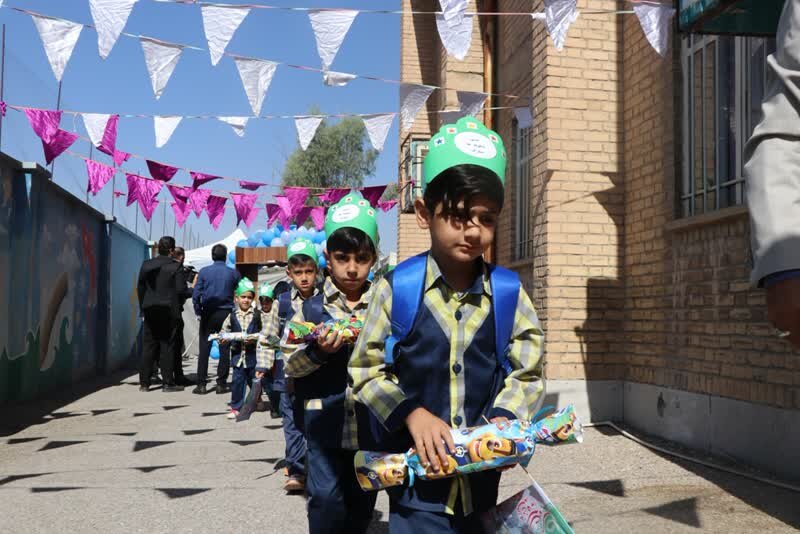 ثبت‌نام ۳۲ هزار و ۳۴۳ کلاس اولی در هرمزگان؛ پیش‌ثبت‌نام از درگاه «مای مدیو»