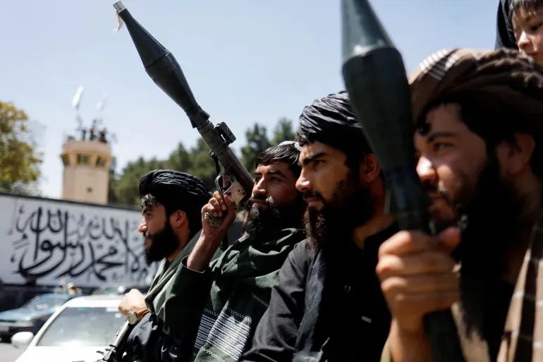 پنج سال تسلط طالبان بر افغانستان؛ جبهه‌های پراکنده مخالف در برابر یک قدرت یکپارچه