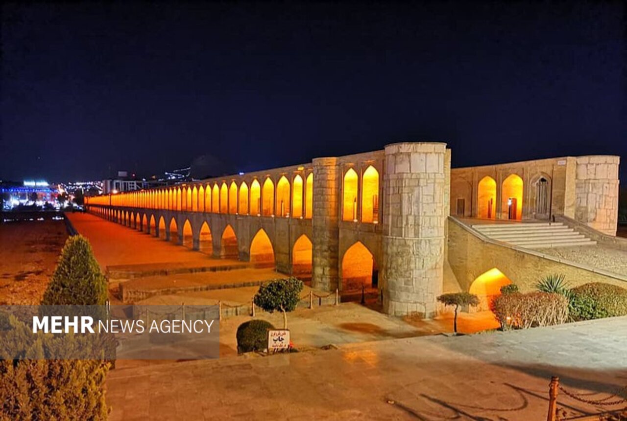 مدیرکل میراث فرهنگی اصفهان: سی‌وسه‌پل را نمی‌توان با یک مرمت مقطعی نجات داد