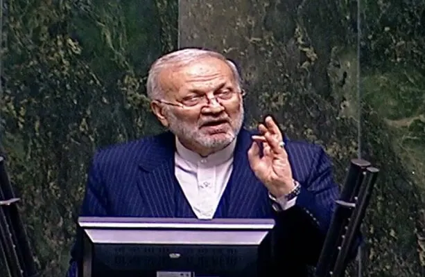 متکی: ترامپ تا انتخابات کنگره جنگ را ادامه می‌دهد؛ ملت در انتظار حکم قصاص