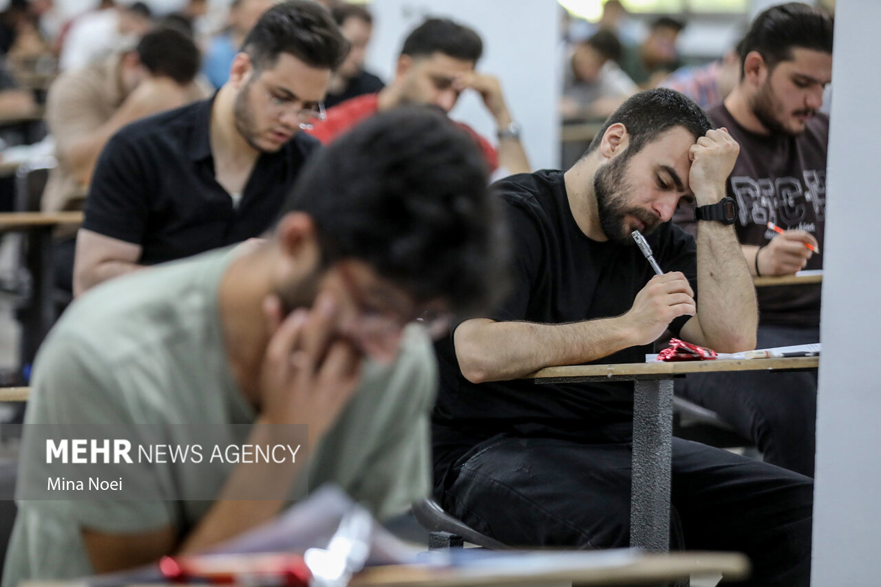پلیس فتا هشدار داد: کلاهبرداران با وعده سوالات کنکور کسب درآمد می‌کنند
