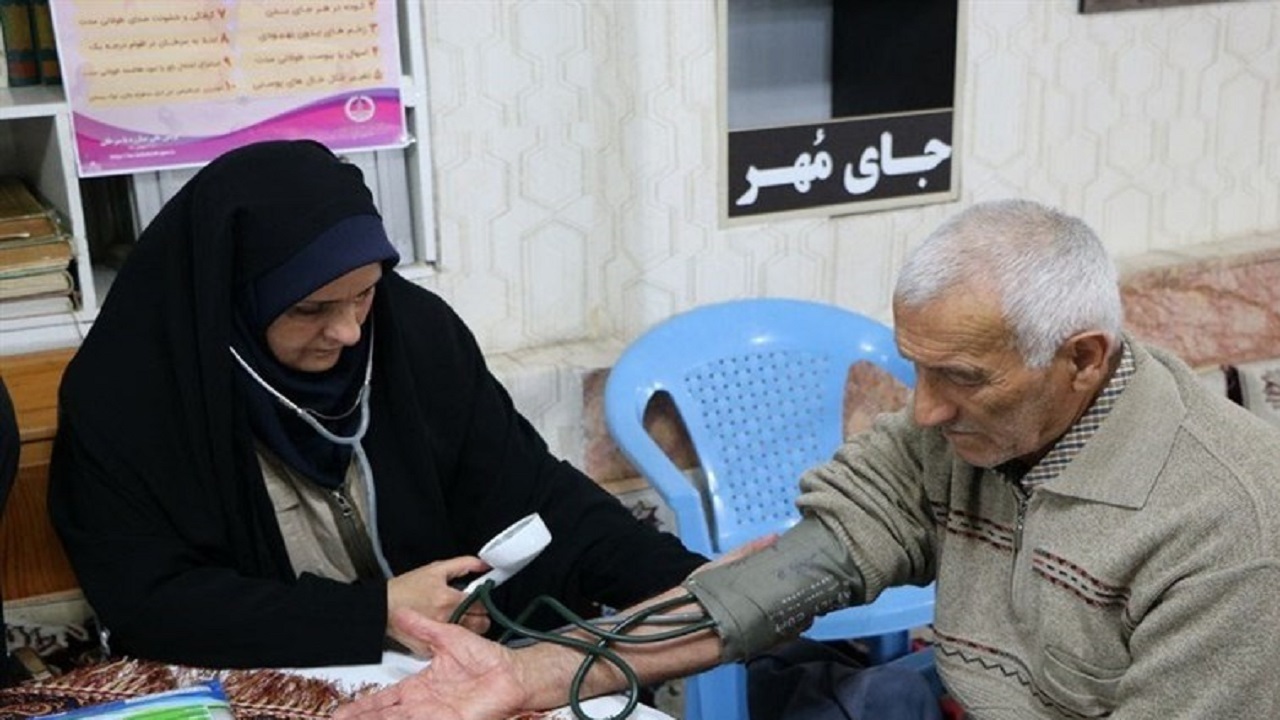 کمبود پزشک متخصص در مناطق محروم؛ نماینده مجلس خواستار اجرای قانون برنامه هفتم شد