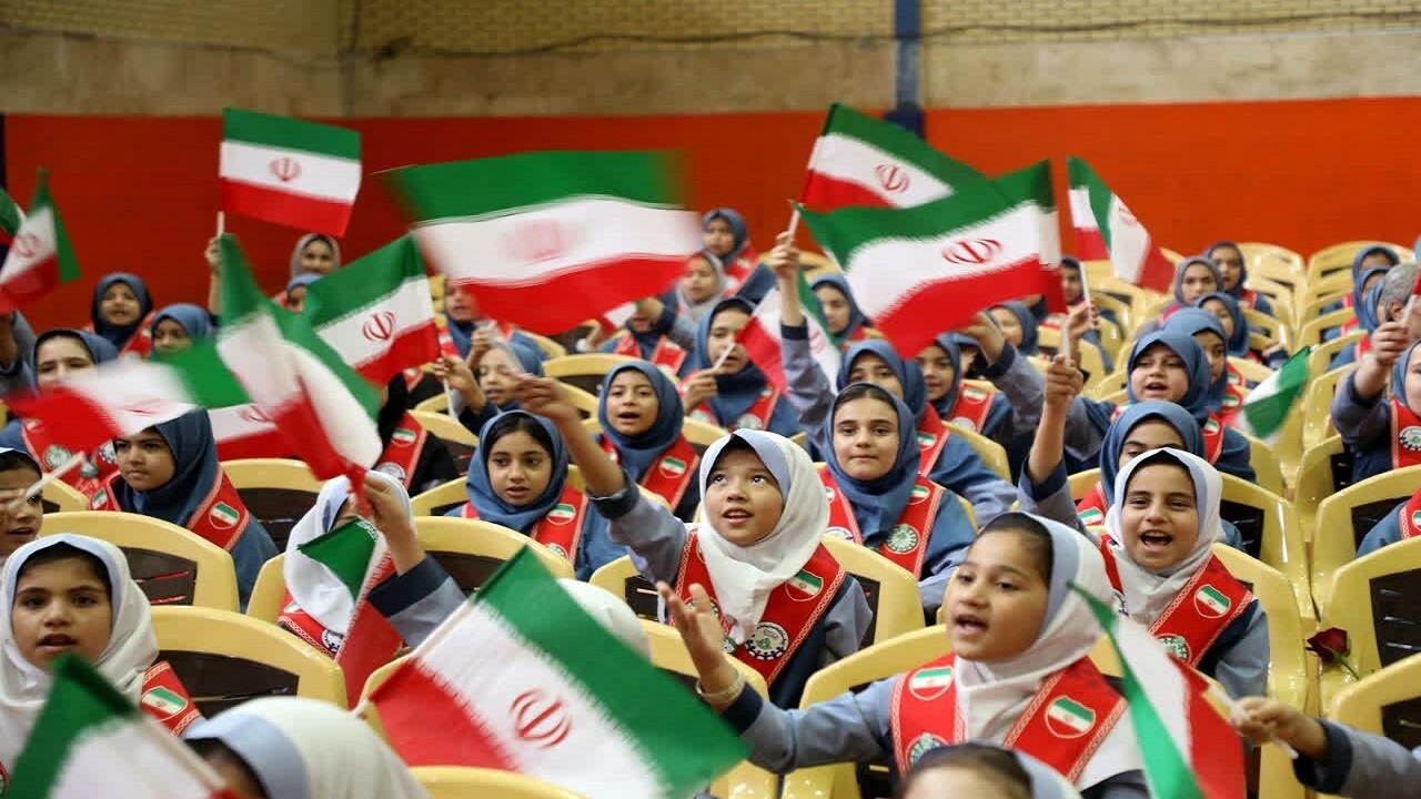مدیرکل آموزش و پرورش قم: هیچ کلاسی در مهرماه بدون معلم نخواهد ماند