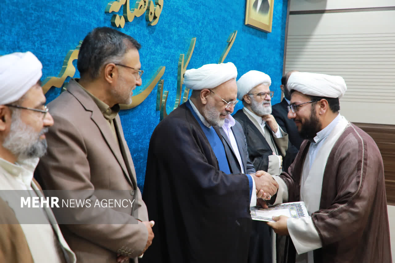 رئیس دادگستری سمنان: انس با قرآن باید در رفتار کارکنان قضایی نمود پیدا کند