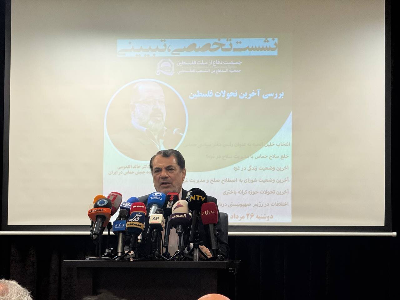 کارشناس مسائل منطقه: غزه با وجود تمام جنایات همچنان زنده است و جهان را تغییر می‌دهد