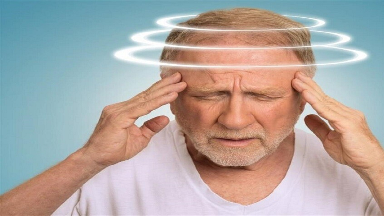 سرگیجه هنگام برخاستن: شناخت علل و انواع مختلف آن
