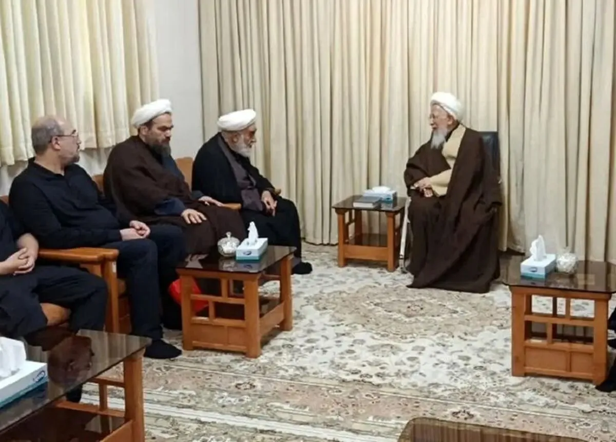 سفر قمی تولیت آستان قدس امام؛ حضور نوه امام در بیت یکی از مراجع