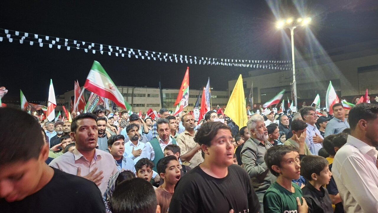 آیین اربعین قرآنی رهبری بزرگوار اسلام در حرم امام رضا(ع) مشهد برگزار شد