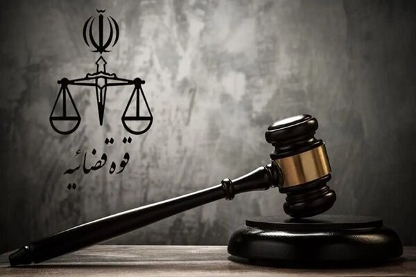 پیگرد قضایی برنامه اینترنتی «آزاد» به اتهام انتشار اکاذیب و فعالیت بدون مجوز