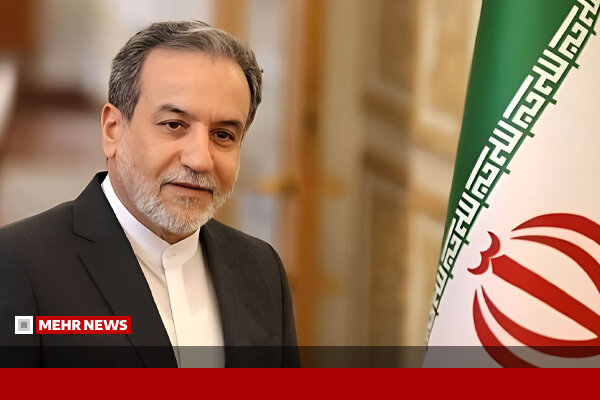 عراقچی به کردها هشدار داد: مراقب توطئه‌های پرچم دروغین باشید