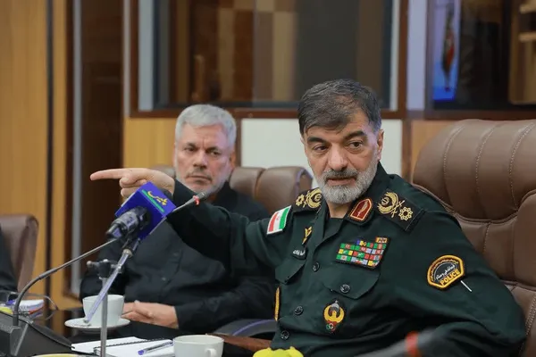 فرمانده کل انتظامی کشور: دشمن به دنبال آشوب و بهانه‌ها زیاد است