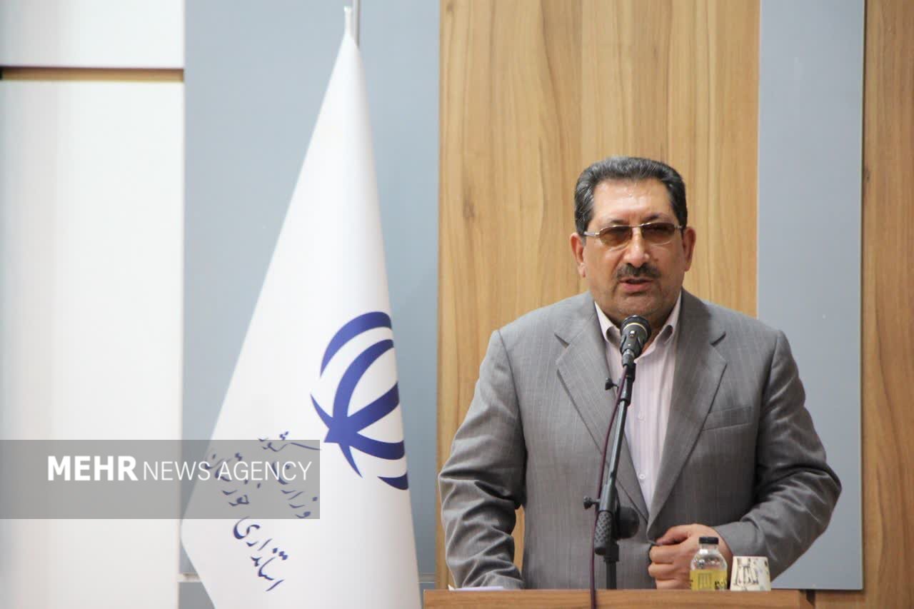اتابک در سفر اصفهان: دو پروژه صنعتی جدید به بهره‌برداری می‌رسد