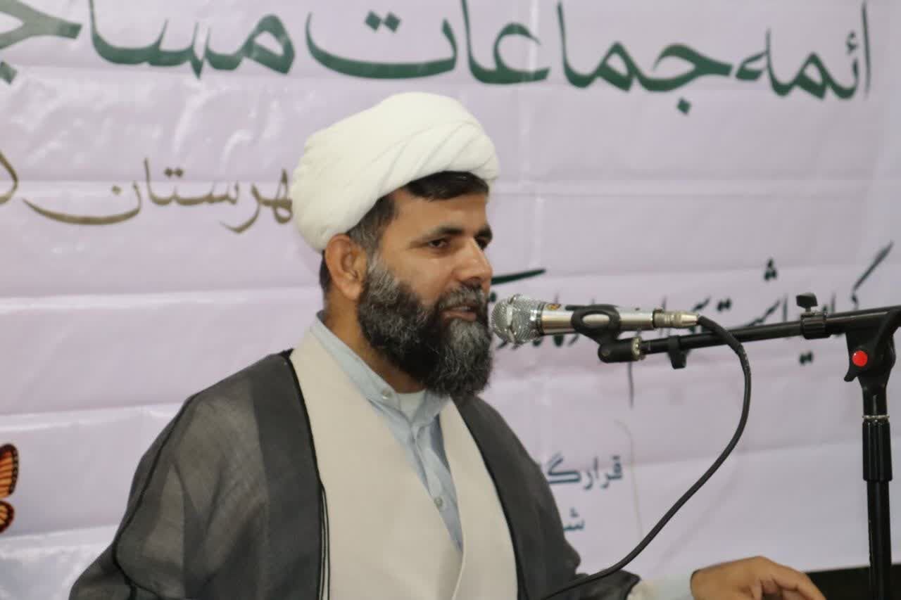 امام جمعه آبدان: مساجد نیازمند حمایت همه دستگاه‌ها و نهادها هستند