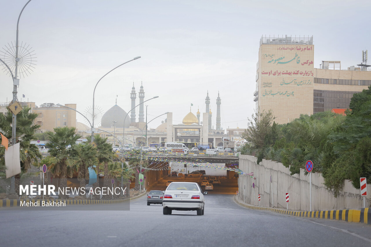 پیش‌بینی ادامه هوای گرم و غبارآلود در قم تا پایان هفته