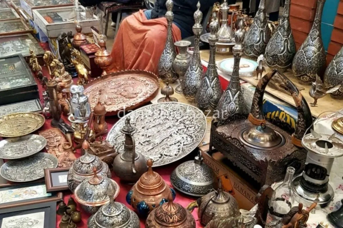 جمعه‌بازار پروانه در دام ترافیک عباس‌آباد؛ غرفه‌داران و شهروندان از شرایط انتقال گلایه‌مندند
