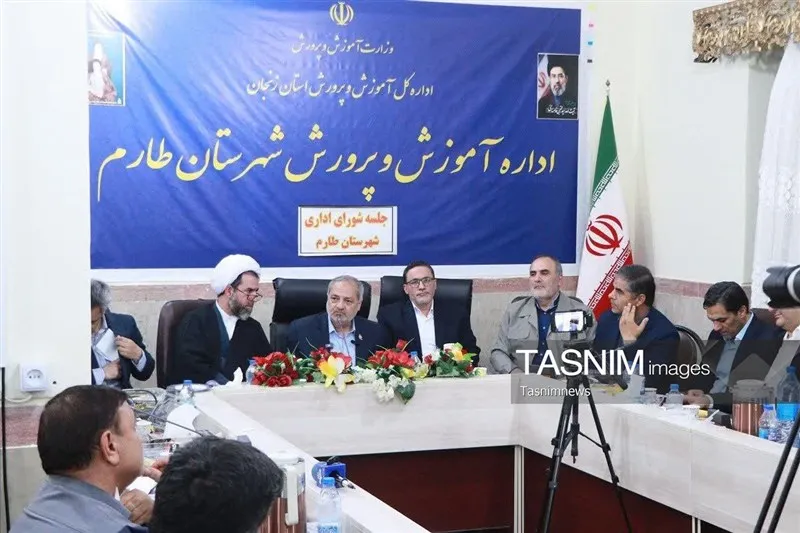 وزیر آموزش‌وپرورش در سفر به زنجان از اختصاص ۱۰ میلیارد تومان اعتبار برای مدارس خبر داد