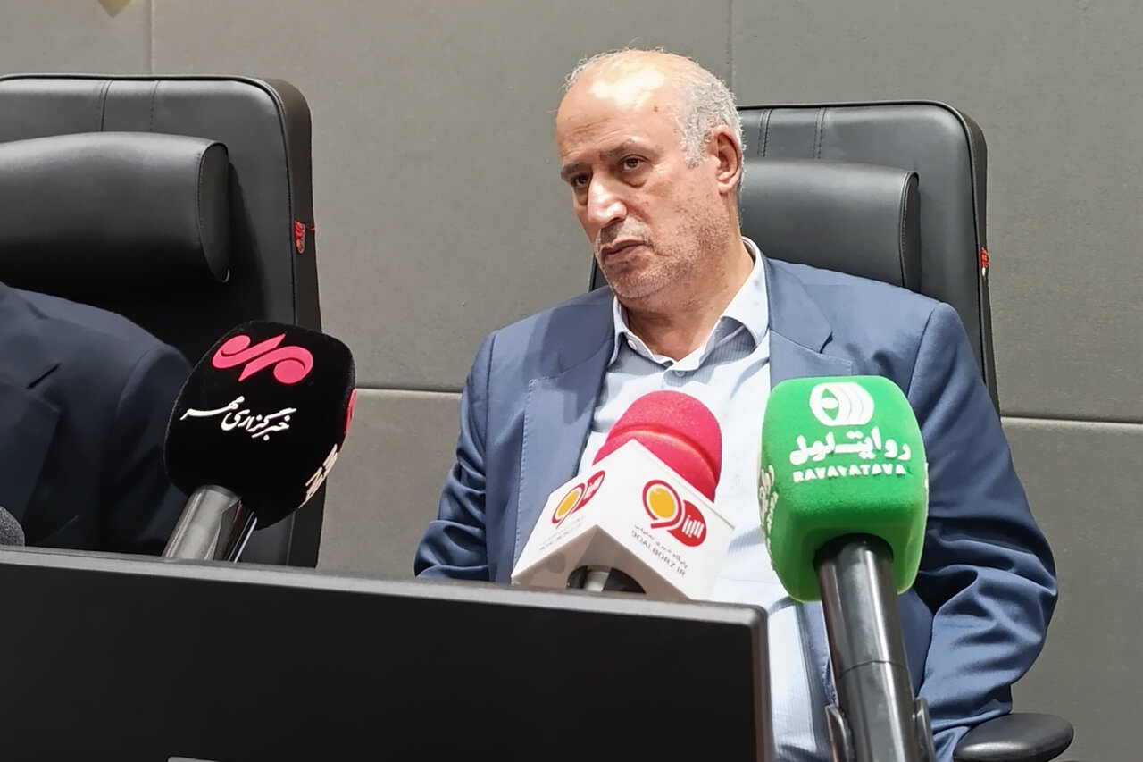 رئیس فدراسیون فوتبال: انتقاد طبیعی است اما ملاک تصمیم‌گیری باید قانون باشد