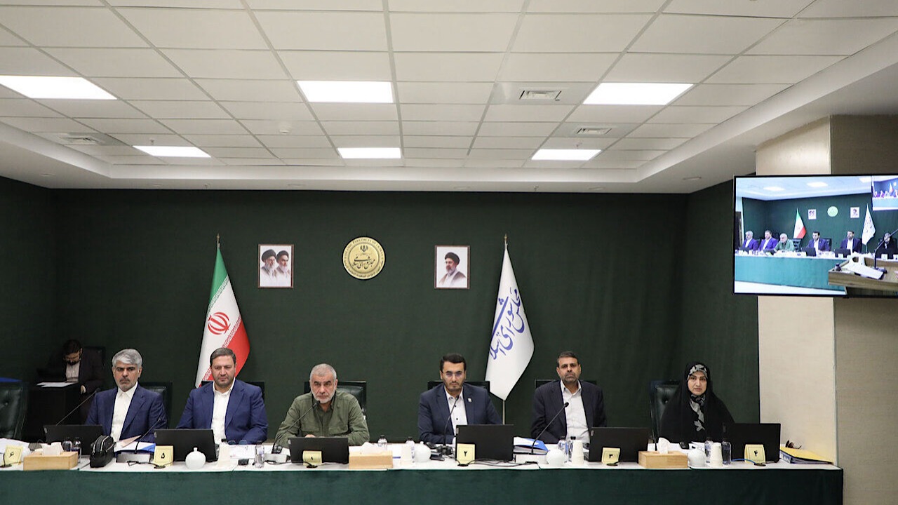 تصویب ماده ۲ طرح مقابله با نفوذ سرویس‌های اطلاعاتی بیگانه در مجلس با اصلاحات