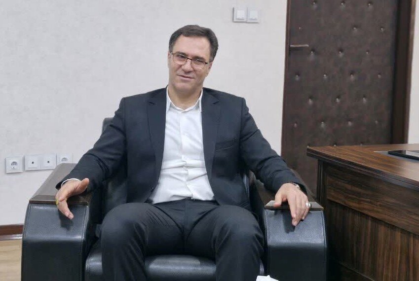 فراخوان فرماندار تنگستان برای بهبود خدمات تأمین اجتماعی به شهروندان