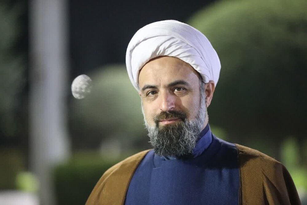 طاهری آکردی: تمسک به وحدت، خنثی‌کننده اصلی توطئه‌های دشمن علیه مسلمانان است