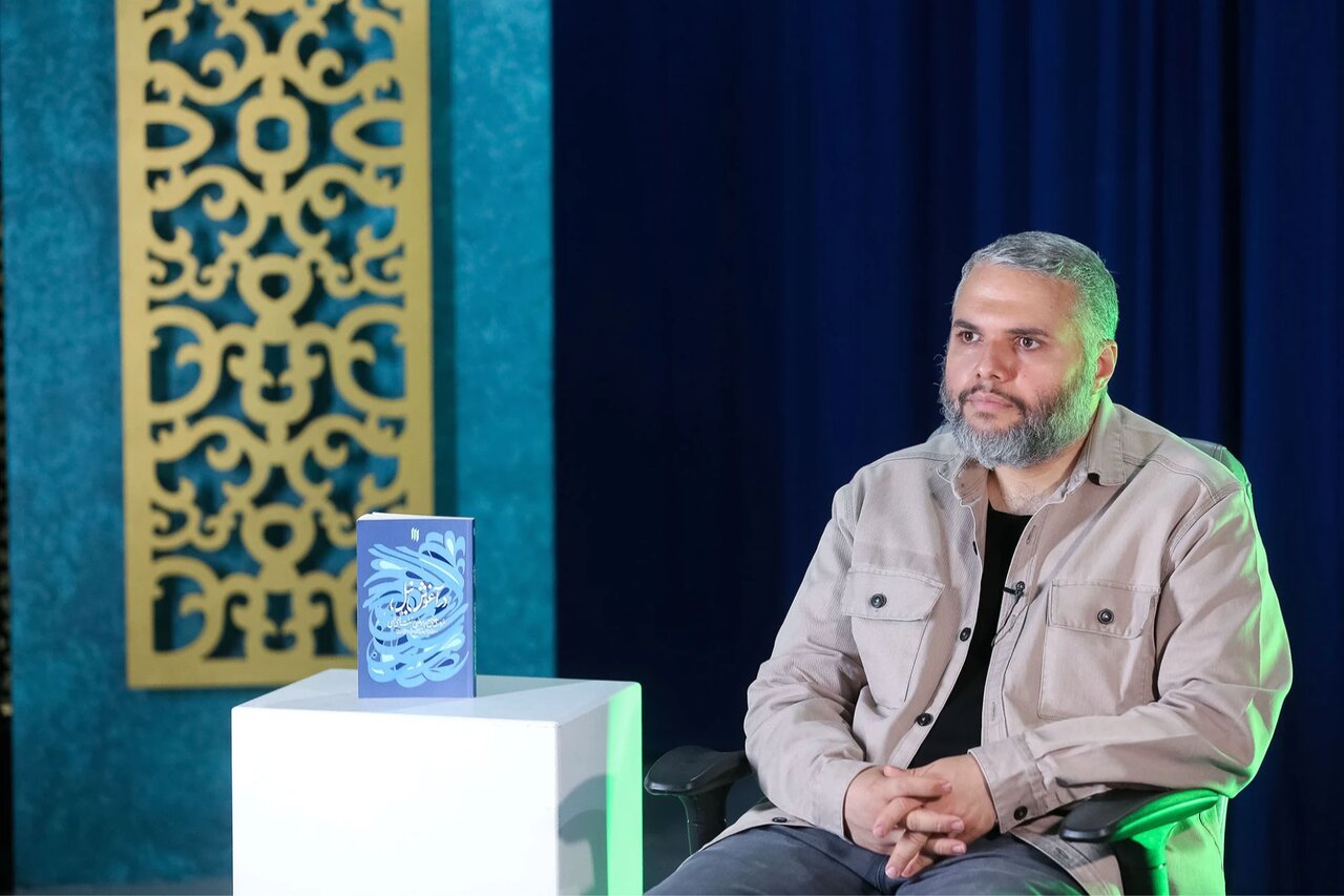 رونمایی از کتاب «در آغوش نیل»؛ تبیین نگاه رهبر شهید به سنت‌های الهی در تحلیل جنگ و تاریخ