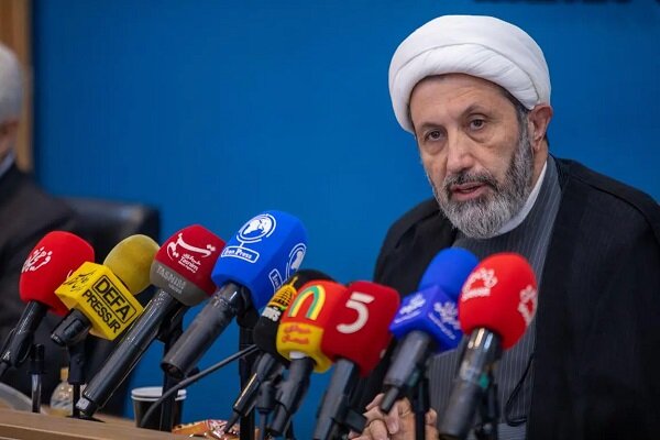 نخستین جایزه جهانی دیپلماسی فرهنگی؛ ۴۵ چهره شاخص ایرانی و بین‌المللی تجلیل می‌شوند