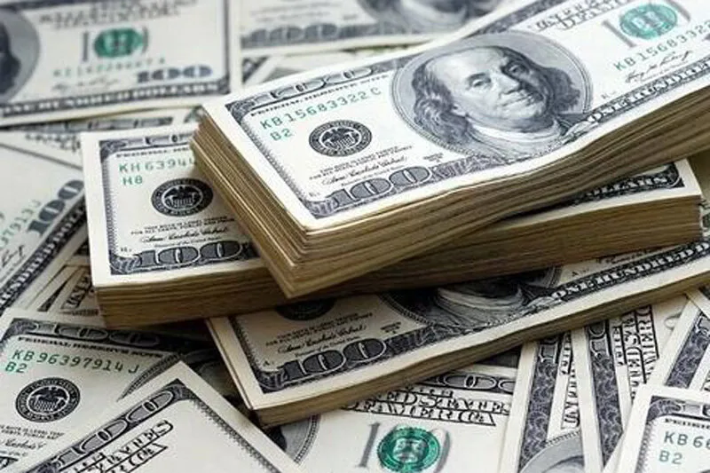 فروش دلار در صرافی‌های بانکی با نرخ ۱۹۵ هزار تومان؛ سقف خرید هزار دلار با کارت ملی