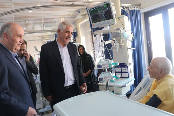 گرشاسبی از بیمارستان عالی‌نسب تبریز بازدید کرد؛ دیدار با بیماران و بررسی وضعیت درمانی