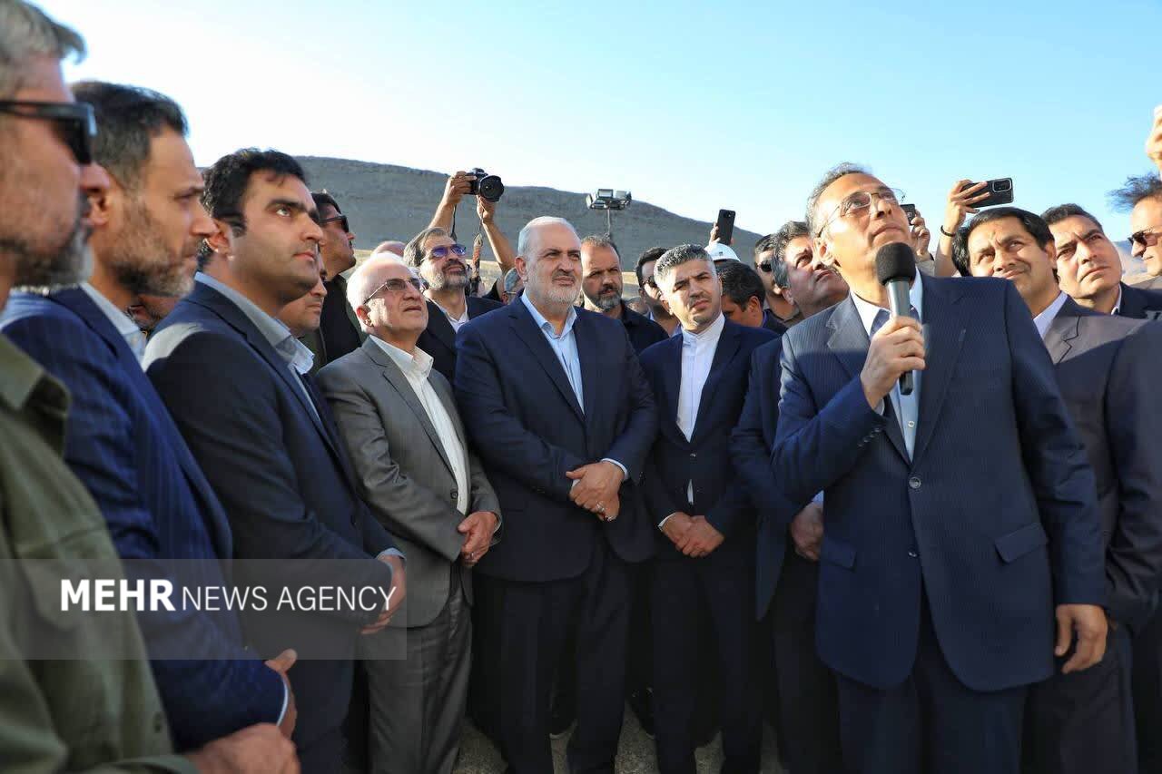 وزیر نیرو: دوره خشکسالی را پشت سر خواهیم گذاشت و پاییز پربارشی در پیش است