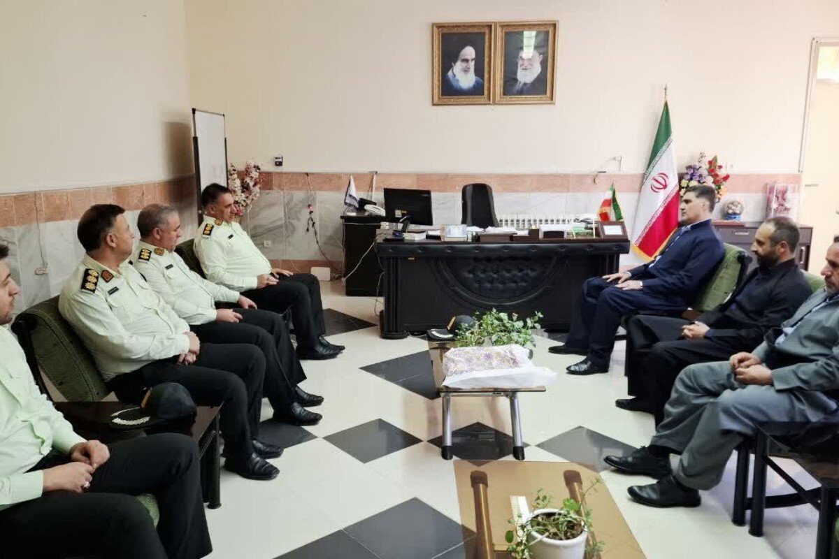 فرماندار پاوه بر تقویت همکاری نیروی انتظامی و دولت برای تأمین امنیت پایدار تأکید کرد