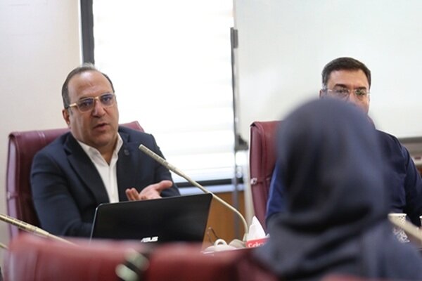 توکلی خواستار راه‌اندازی سامانه آنلاین پیگیری مشکلات بیماران خاص شد