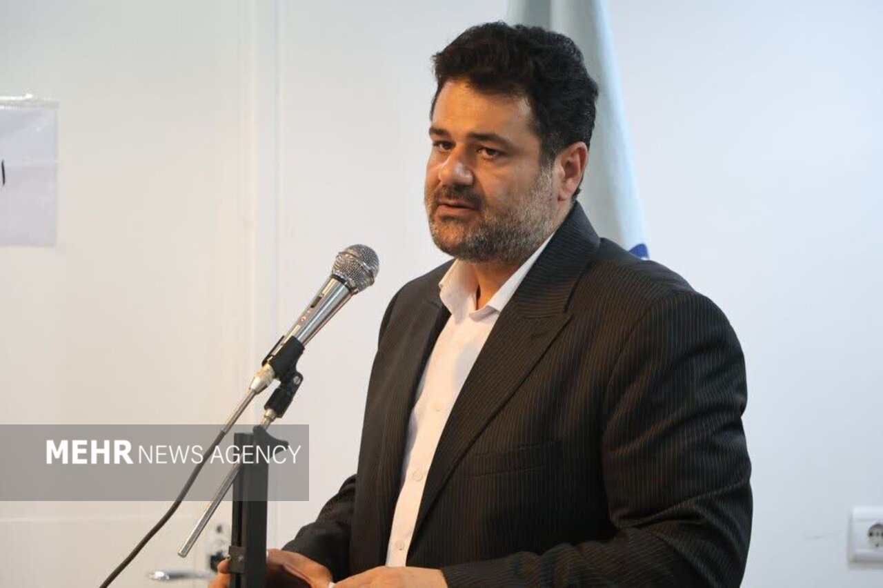 نماینده گرمسار: یک استخر عمومی کفاف نیاز ورزشی این شهرستان را نمی‌دهد