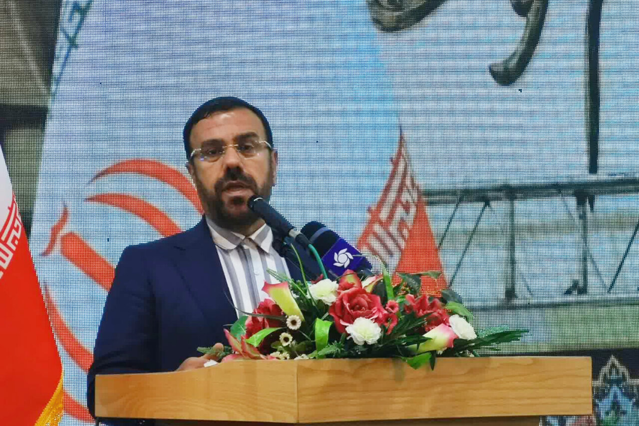استاندار فارس: وحدت شیعه و سنی نقشه تفرقه‌افکنانه دشمنان را خنثی کرد