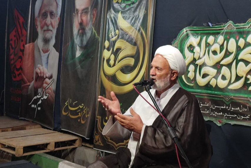 روانبخش: فرهنگ عاشورا زیربنای ایستادگی ملت ایران در برابر فشارهای آمریکا است