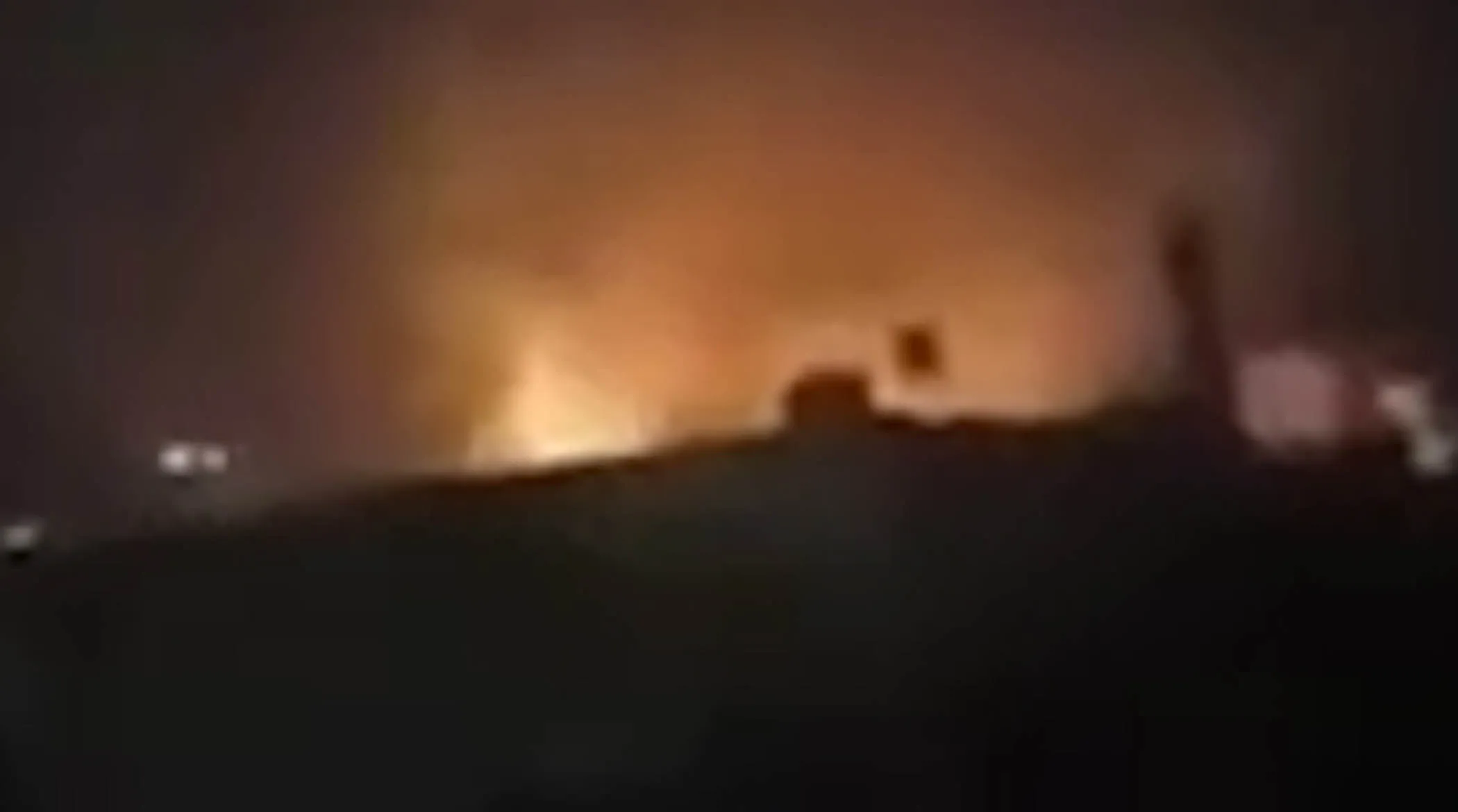 حمله موشکی انصارالله به مواضع نیروهای وابسته به عربستان در بندر المخا