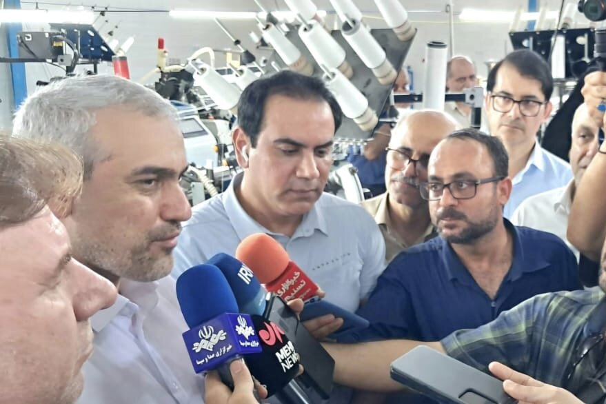 وزیر اقتصاد از چرخش فعالان بوشهری از واردات به تولید داخلی خبر داد