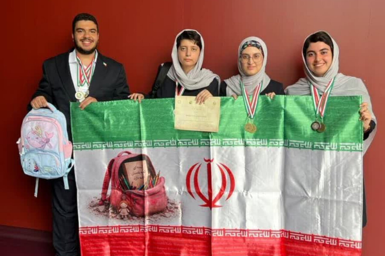 نخبه شیرازی با دست پر از ایتالیا بازگشت؛ سه مدال جهانی علوم زمین برای ایران
