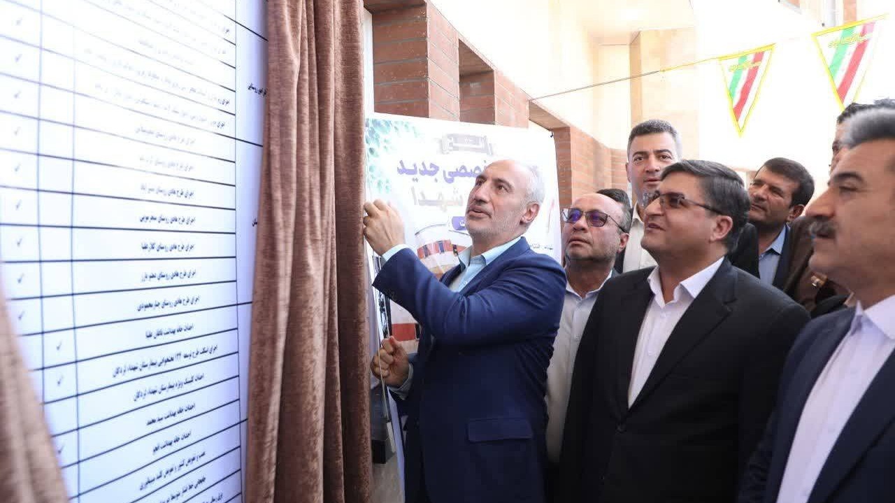 بهره‌برداری و آغاز عملیات ۱۵۳ طرح عمرانی و خدماتی در لردگان همزمان با هفته دولت