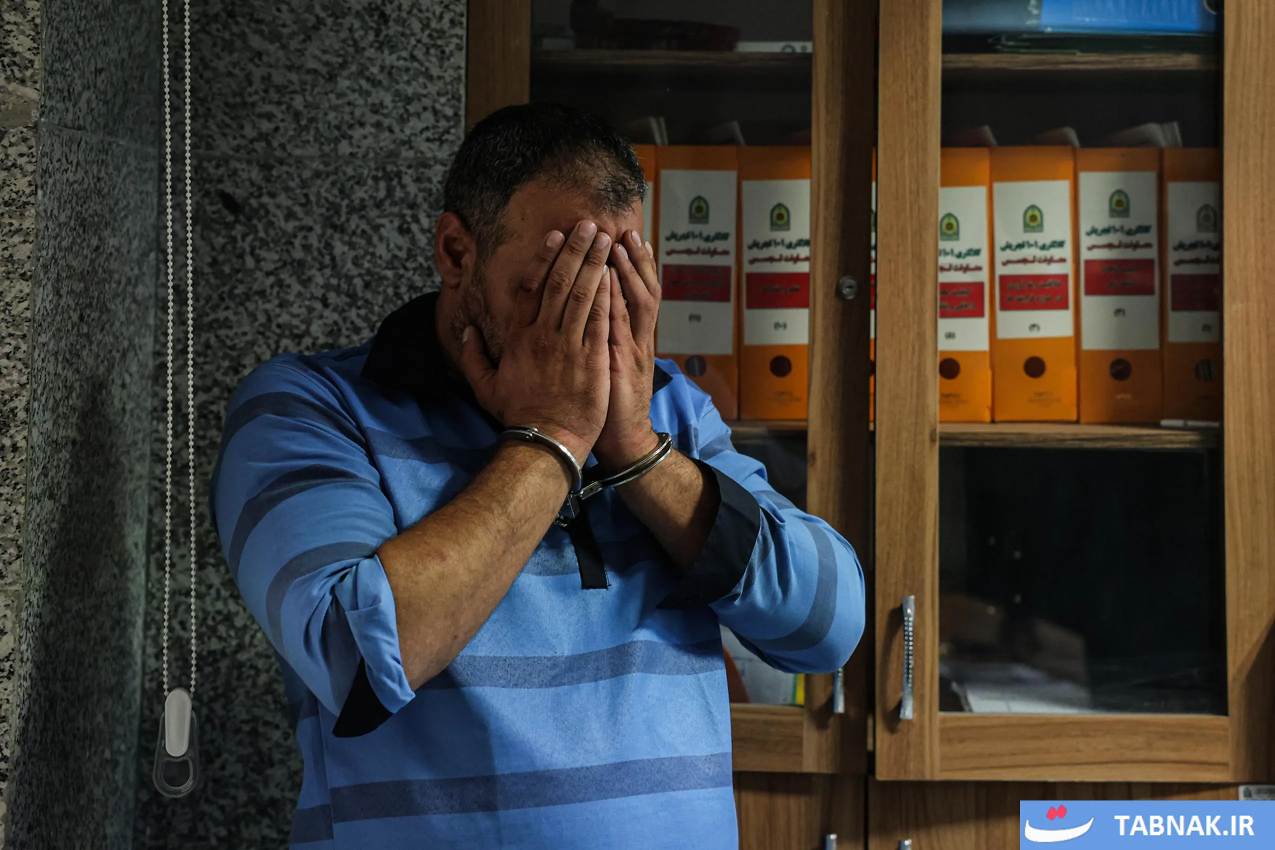 کشف سکه و طلا از متهم کلاهبردار