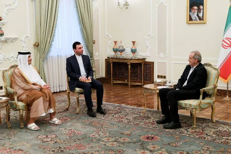 رایزنی نخست‌وزیر قطر با پزشکیان در تهران؛ تمرکز بر روابط دوجانبه و تحولات منطقه
