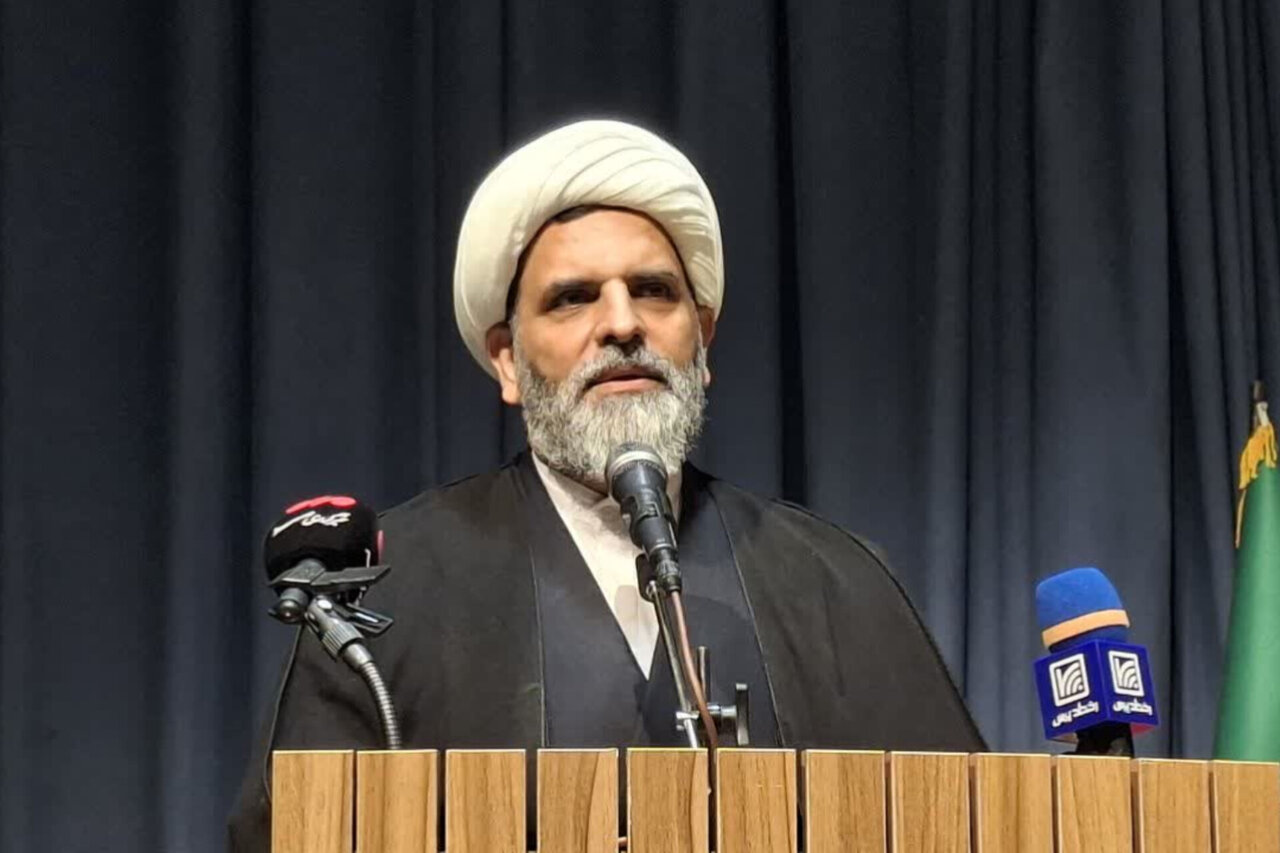 قاب‌های ماندگار از خدمت در مسیر اربعین؛ مستند ارادت به ساحت حسینی در مشهد رونمایی شد