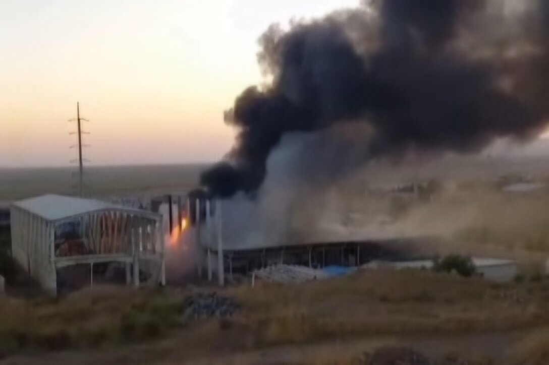 مهار حریق در شهرک سرمایه‌گذاری خارجی آذربایجان شرقی؛ حادثه تلفات جانی نداشت