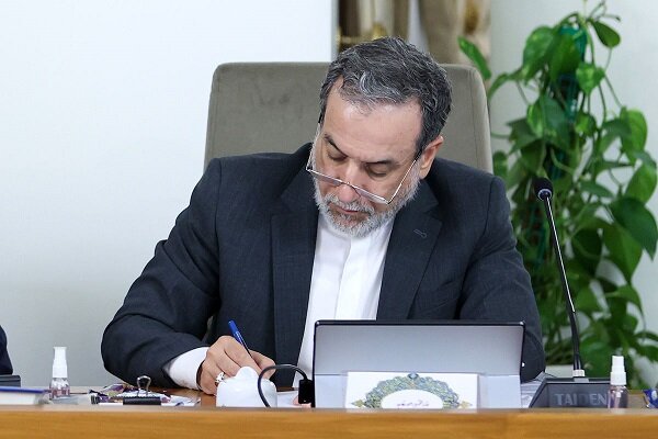 پیام عراقچی به آمریکا: دیپلماسی ممکن است؛ فشار راه به جایی نمی‌برد